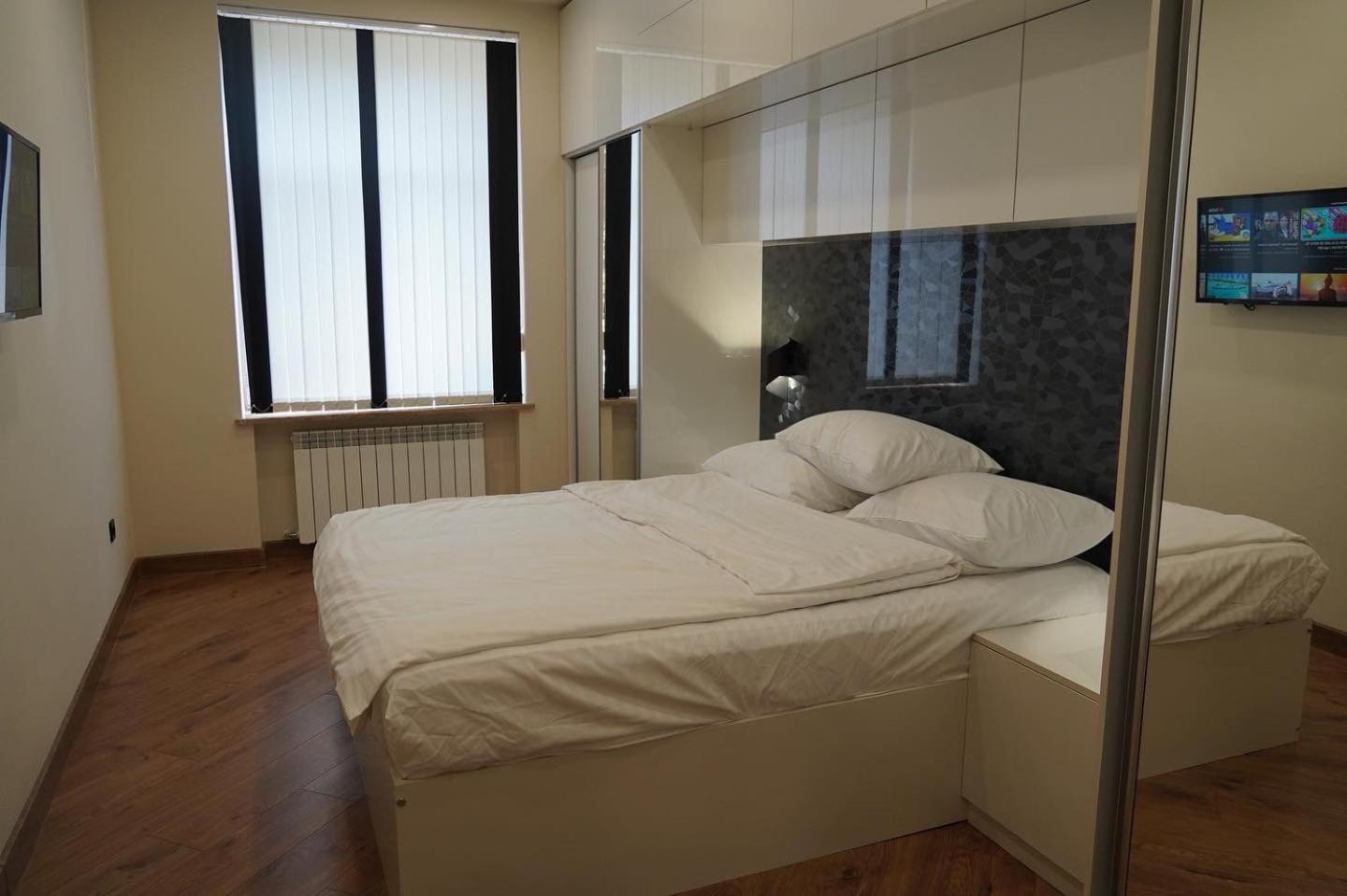 Lovely, Newly Remodeled Apartment In Yerevan! Dış mekan fotoğraf